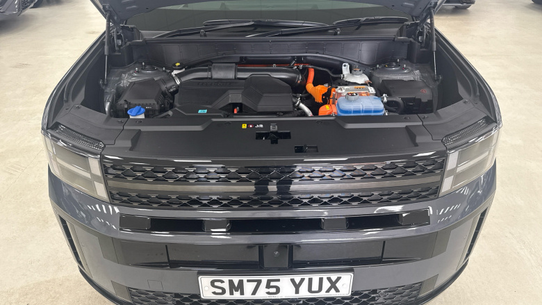 Hyundai SANTA FE 1.6 TGDi Plug-in Hybrid Calligraphy 5dr 4WD Auto Estate